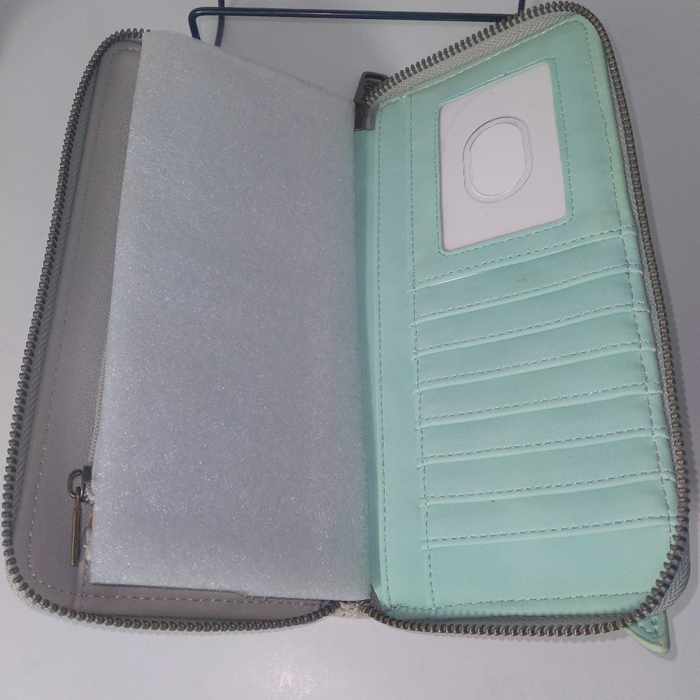 LoungeFly Star Wars Mandalorian Child Craddle Zip Around Wallet w/Yoda Bop It - Picture 10 of 12